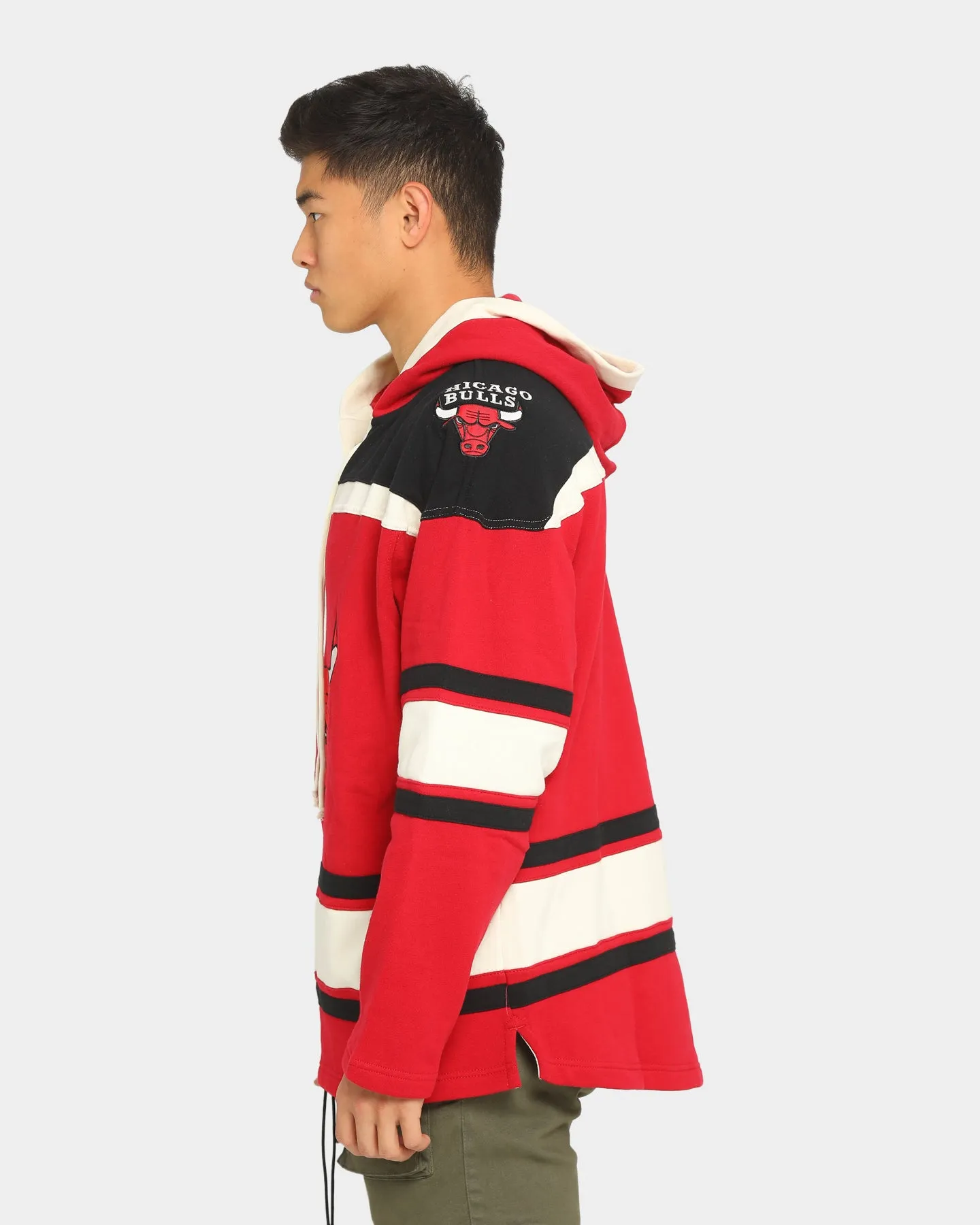 47 Brand Superior Lacer Red Hoodie - Chicago Bulls