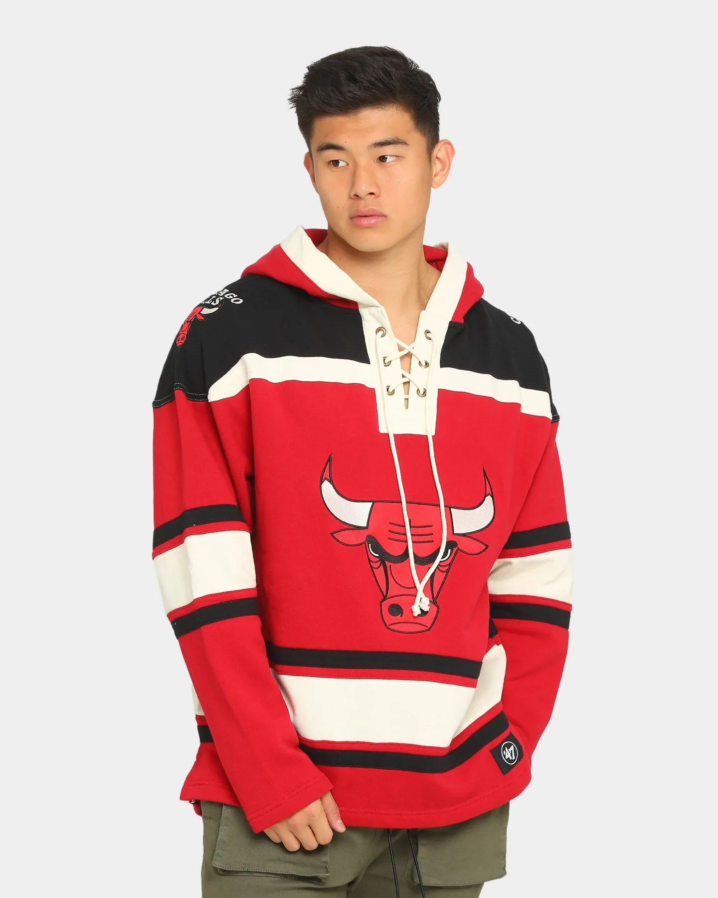 47 Brand Superior Lacer Red Hoodie - Chicago Bulls