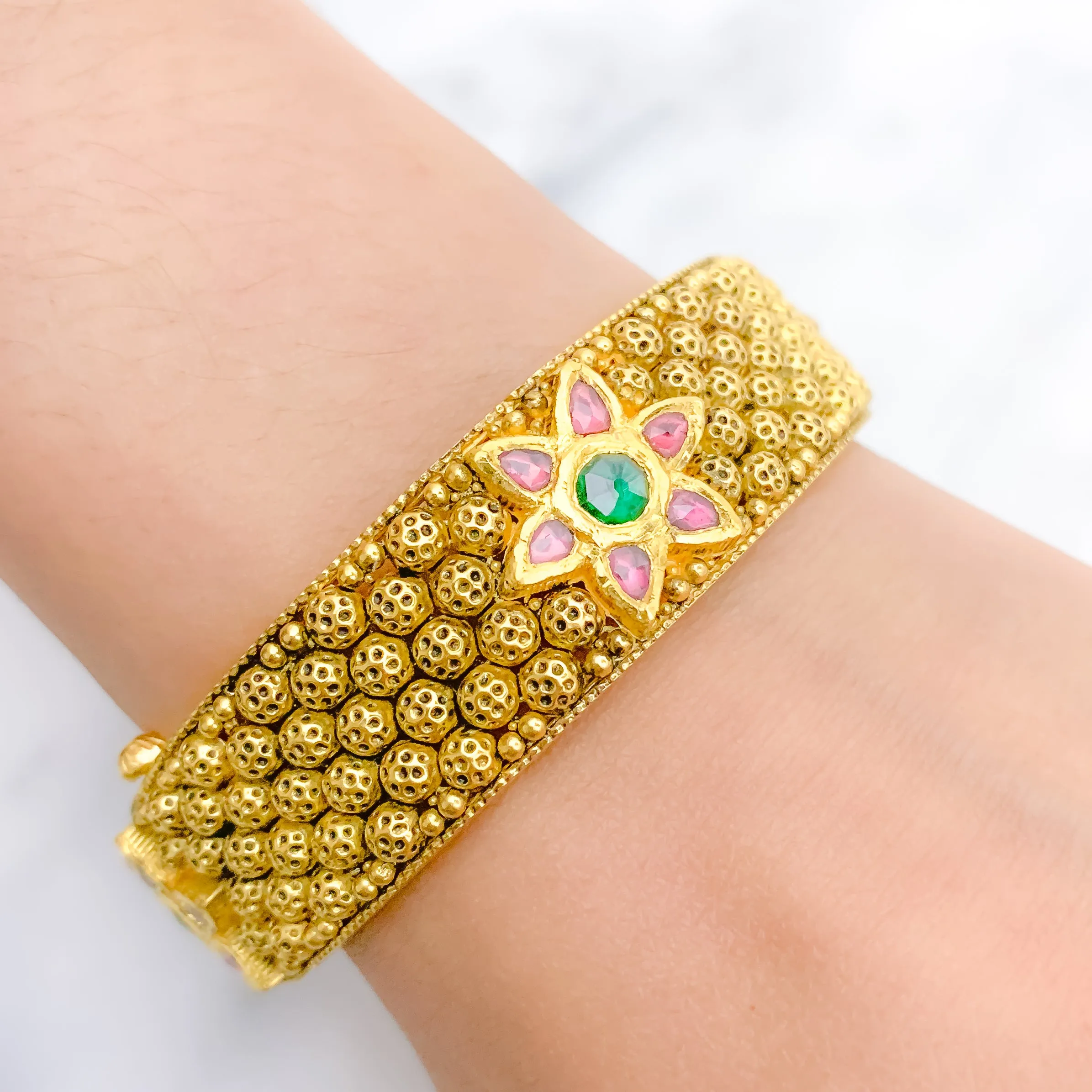 Antique 22k Gold Bangle with Flower Accent