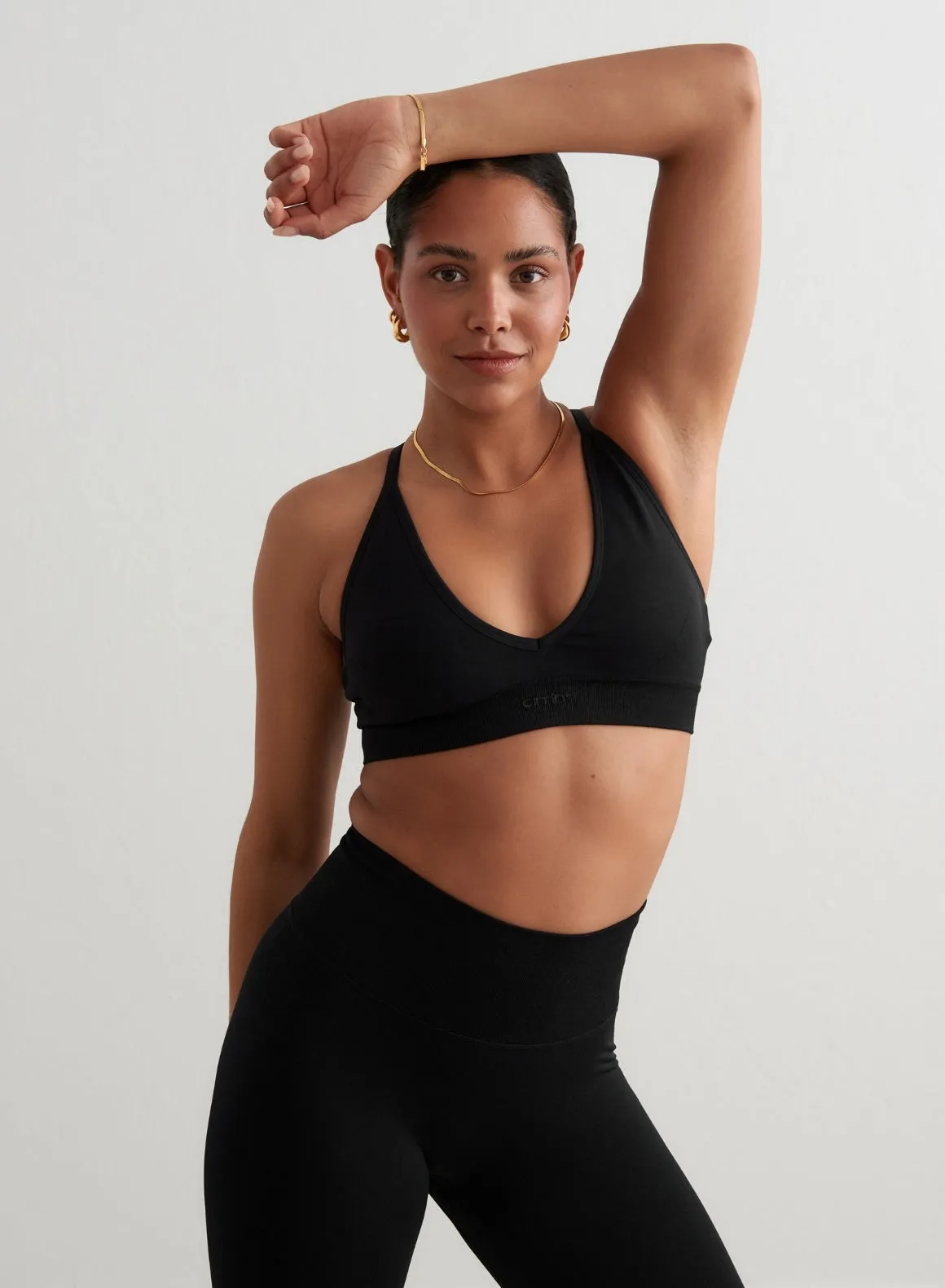 Black Shape Seamless Cross Back Bra