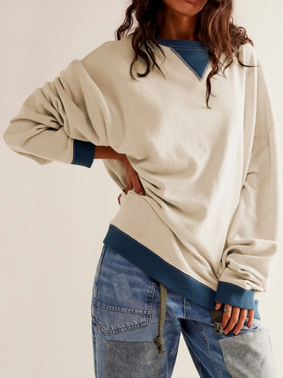 Dropped Shoulder Long Sleeve Sweatshirt with Contrast Detailing