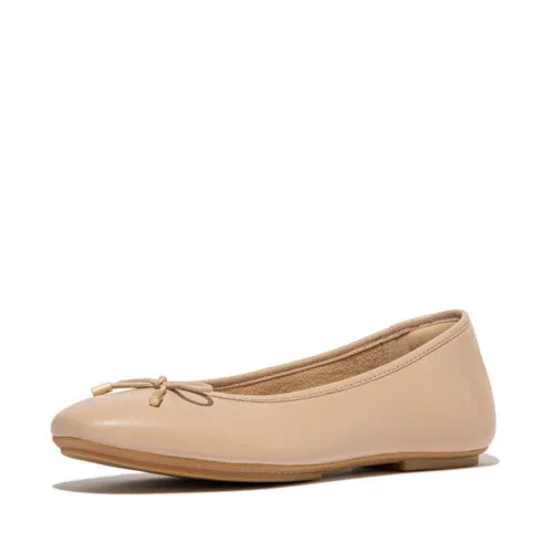 Delicato Bow Soft Leather Ballet Flat in Classic Beige