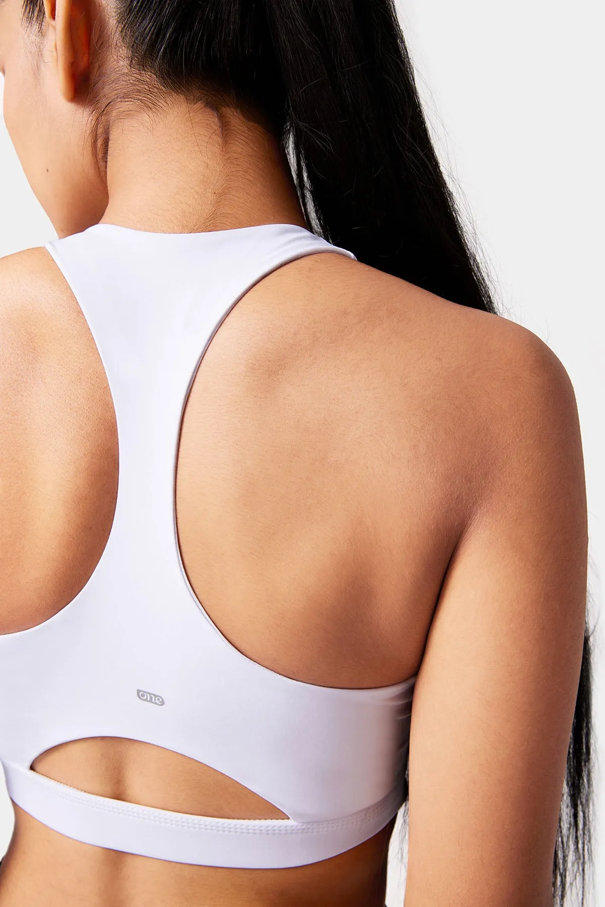 V-neck Cut-out Back Piece Detail Sports Bra